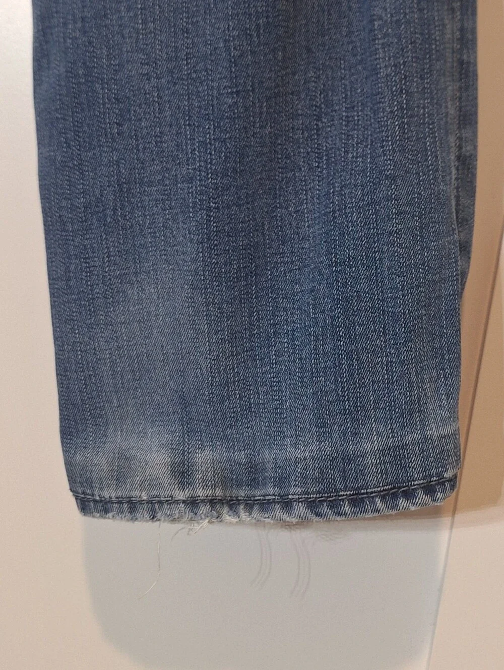 BKE Derek Straight Midrise Blue Jeans Whiskering Fading 34x29.5